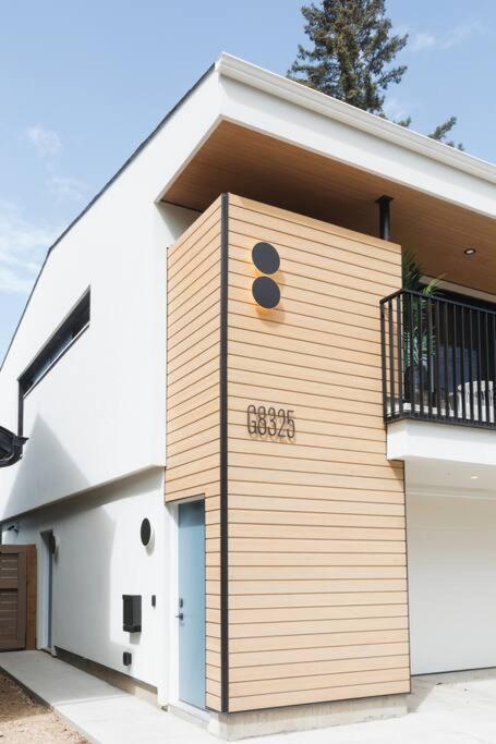 Casa Bramble Luxury 2Bed Suite Near Uofa Hospital Edmonton Dış mekan fotoğraf
