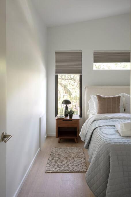 Casa Bramble Luxury 2Bed Suite Near Uofa Hospital Edmonton Dış mekan fotoğraf